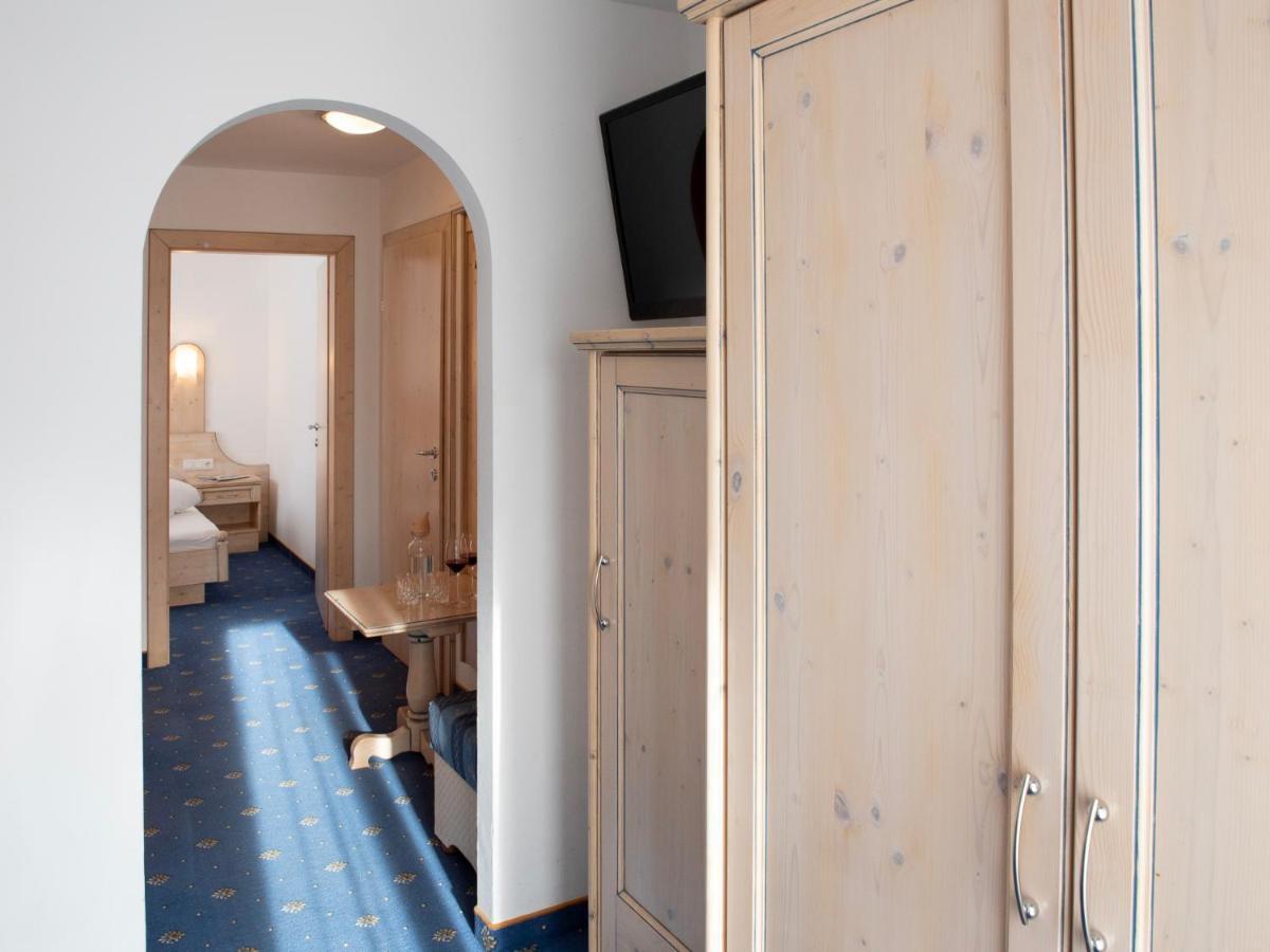 Bed & Breakfast Glanzer Homes Hochsoelden *